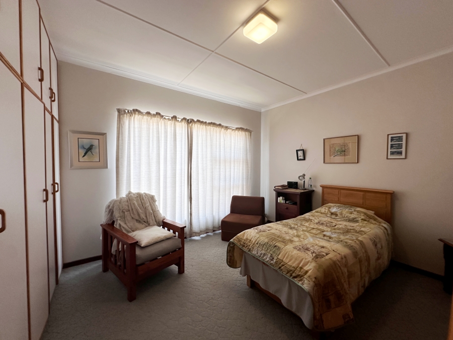 3 Bedroom Property for Sale in Stilbaai Wes Western Cape